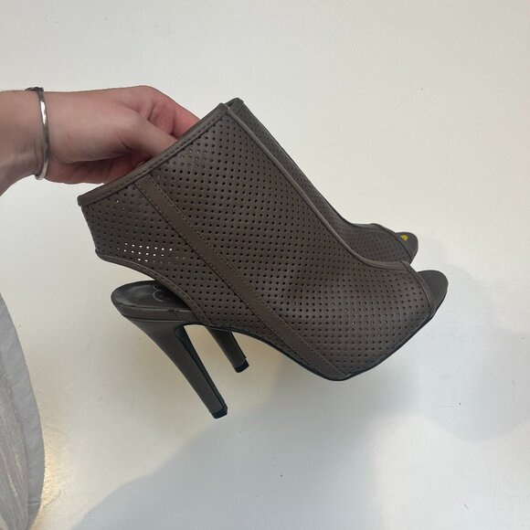 NWOT DearOnly Open Toe Ankle Bootie - Picture 1 of 5